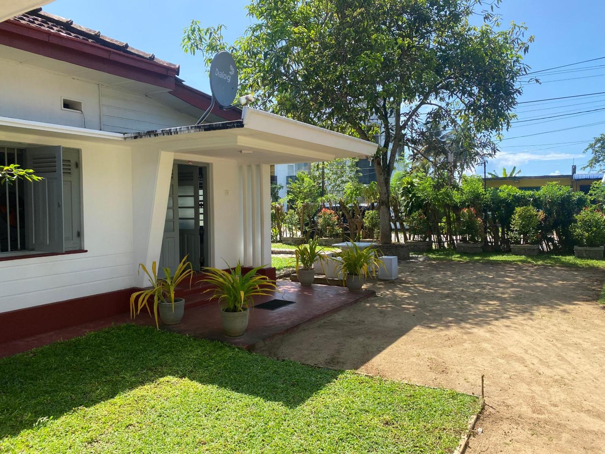 Villa 95 Dickwella Exterior photo